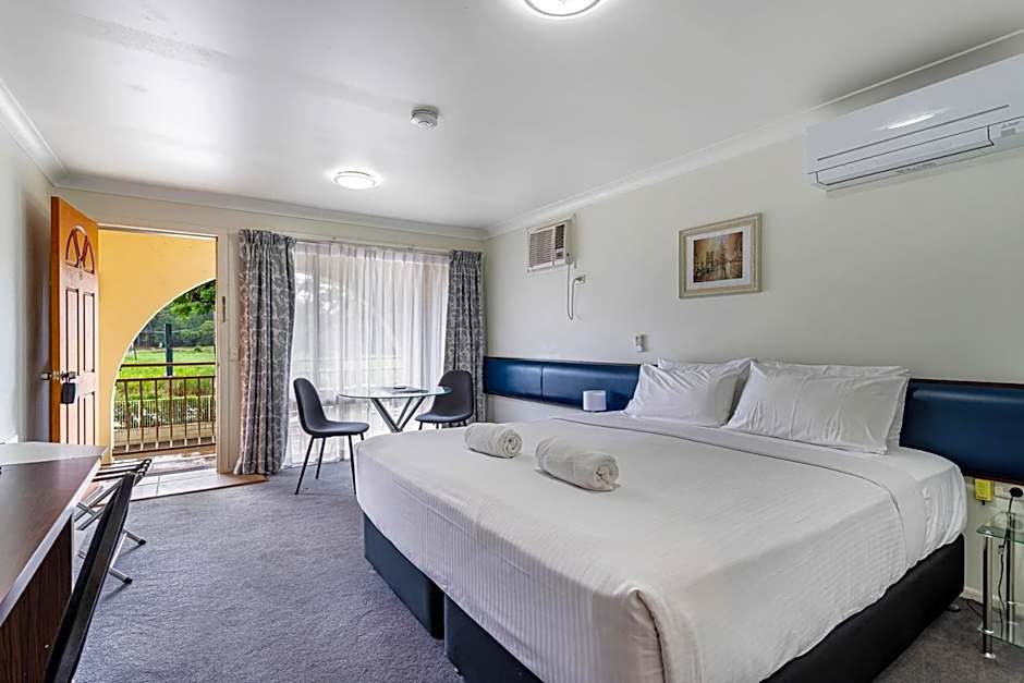 Gallery Motel