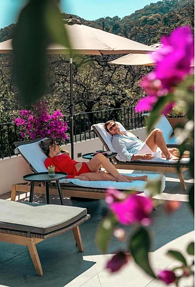 Tatala Hotel & Garden