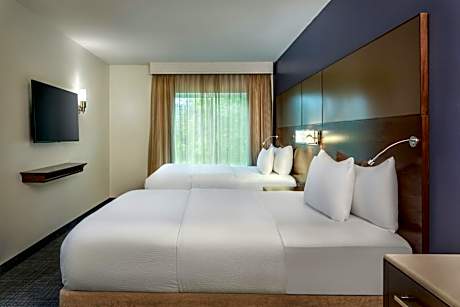 Two Bedroom Queen Suite