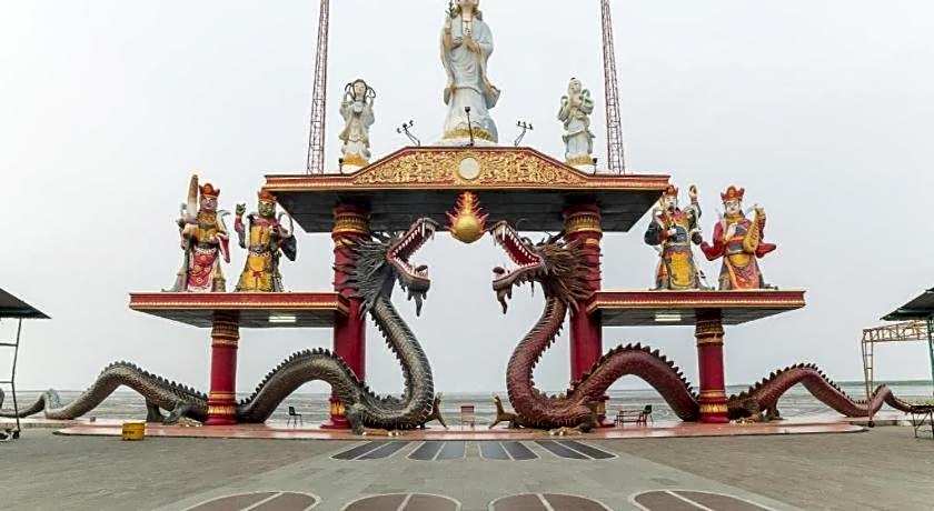 OYO 240 Audah Sevana Syariah Hotel