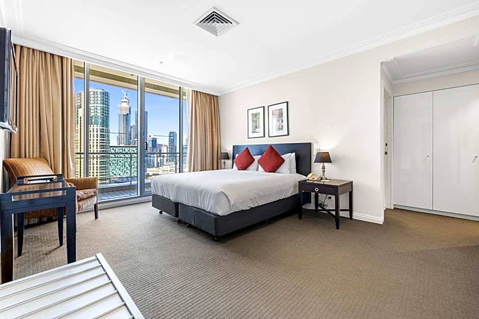 Clarion Suites Gateway