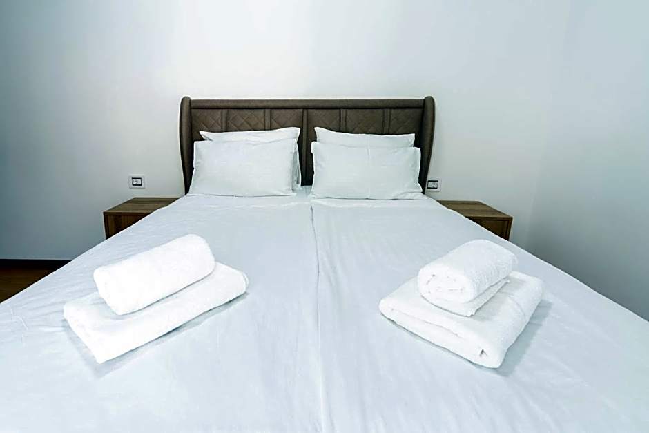 Hotel Diplomat by Aycon
