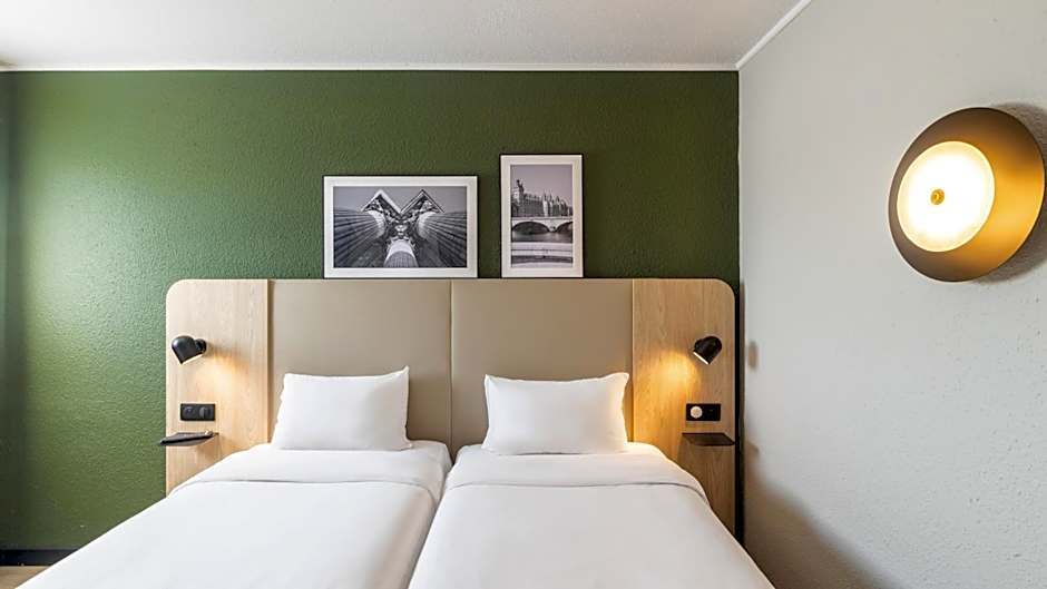 Campanile PRIME - Paris Bobigny