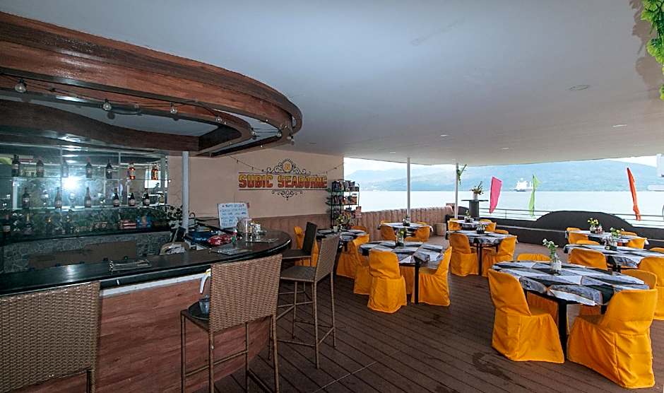 RedDoorz Plus @ Seaborne Hotel Subic Zambales