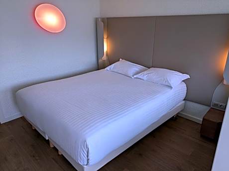 Campanile Orleans Nord Saran Hotel