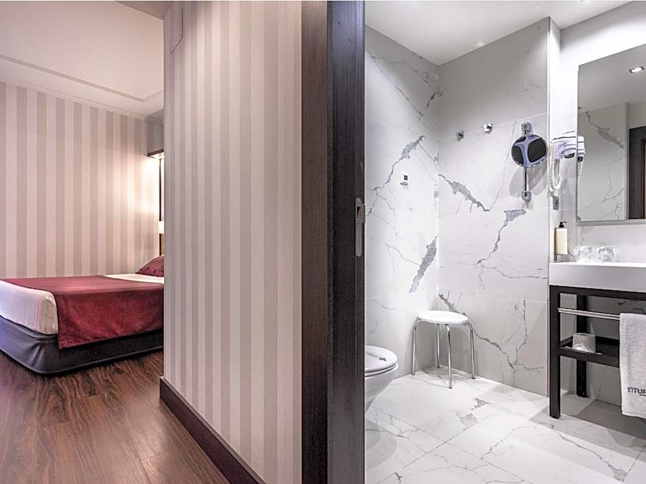 Intur Palacio San Martin