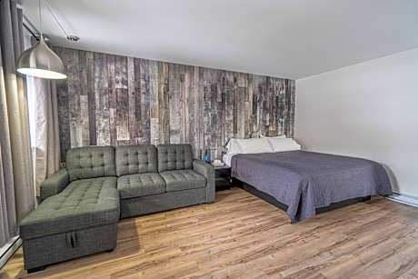 King Room with Spa Bath