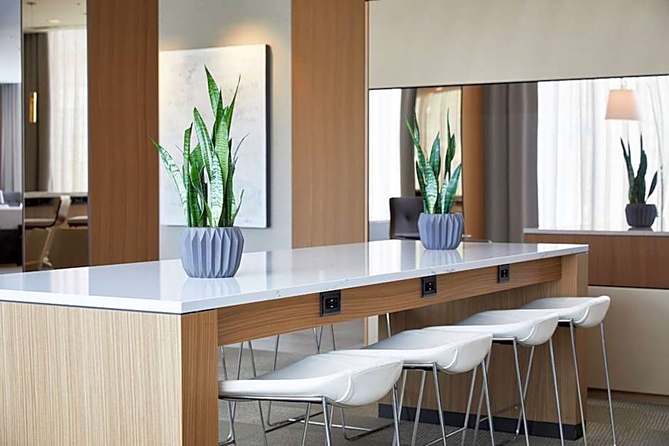 AC Hotel by Marriott Bloomington Mall of America