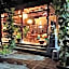 Sari Bunga Hotel - Legian, walking distance to Legian Beach