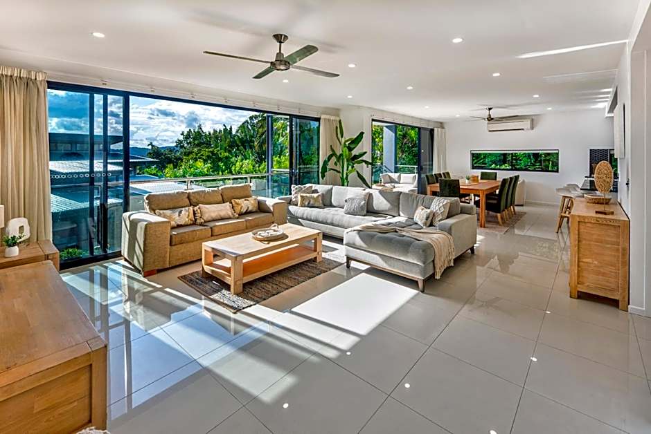 Pinnacle Apartments on Hamilton Island by HIHA