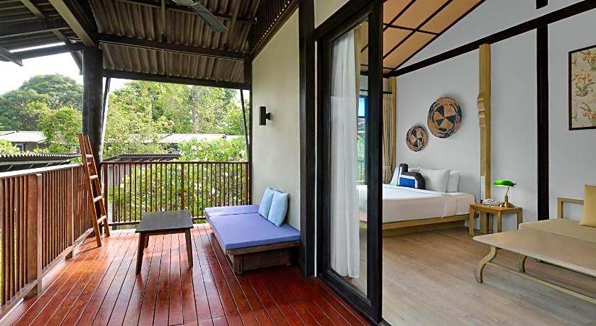 HOMM CHURA SAMUI