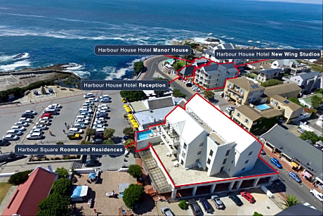 Bay Suite Harbour Square