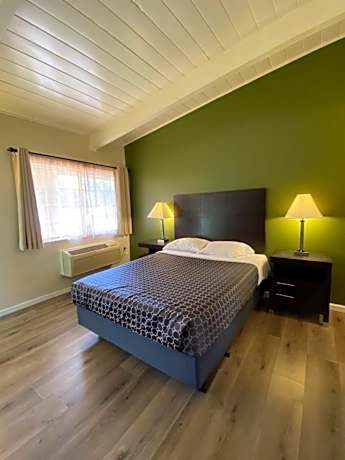 Queen Room - Disability Access