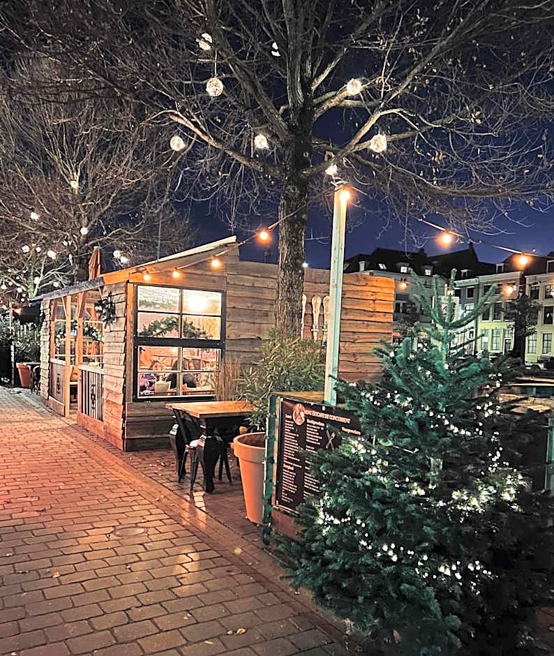 Slapen bij Café de Concurrent