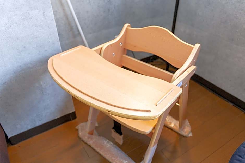 3 Bedrooms & LivingRoom! Direct KIX & Namba & Umeda access! DoumoTengachaya DT02