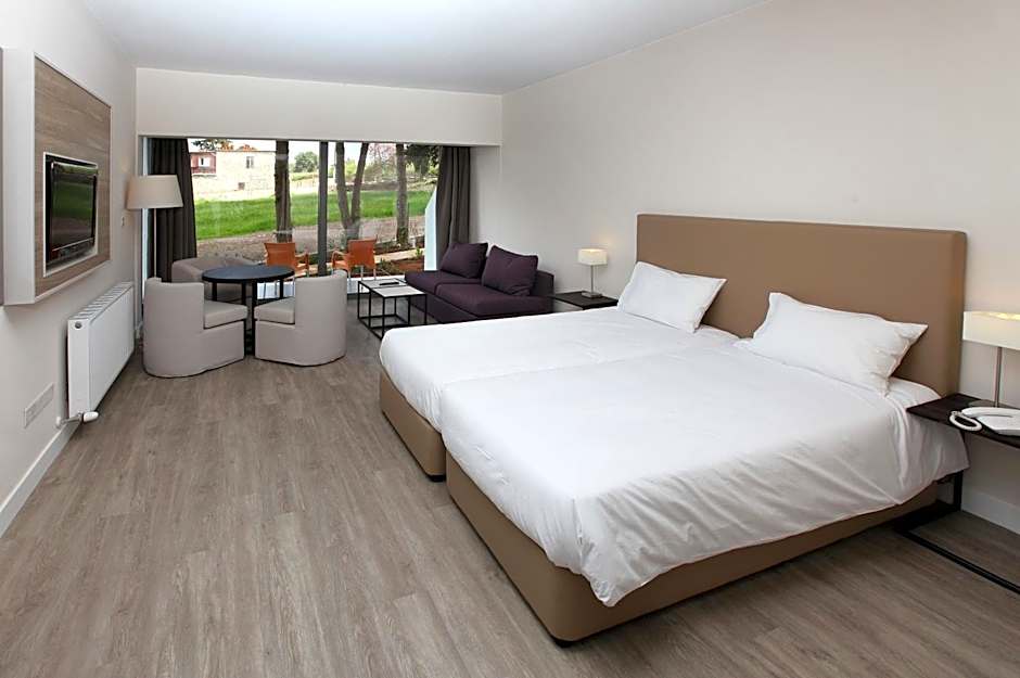 Droushia Heights Hotel