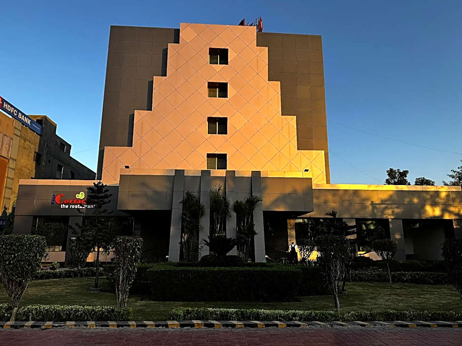 Lords Plaza-Ankleshwar