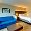 Holiday Inn Express & Suites Roanoke - Civic Center