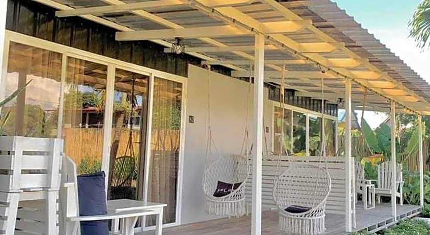 Angels Bed and Breakfast Sipalay City by RedDoorz