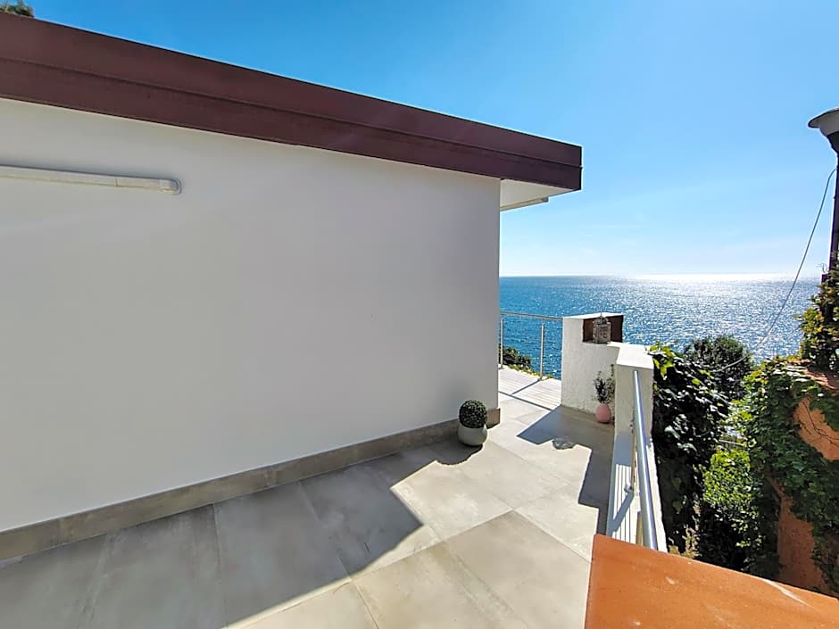 Conca Verde c21- BEACH FRONT little villas POOL, private JACUZZI sea view