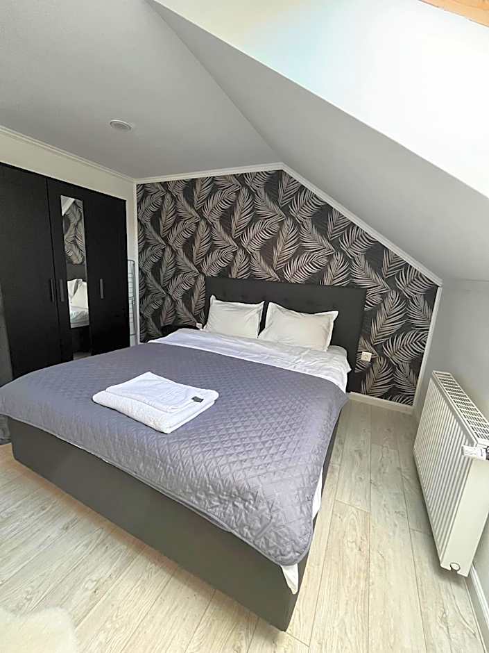 Lira Holiday Apartments