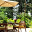 Stop and Go Boutique Hotel Since 1982