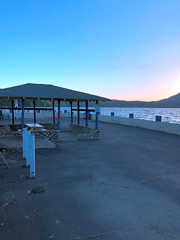 Lamplighter Motel Clearlake