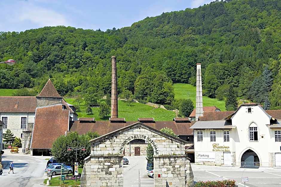 Appart Hotel Charles Sander