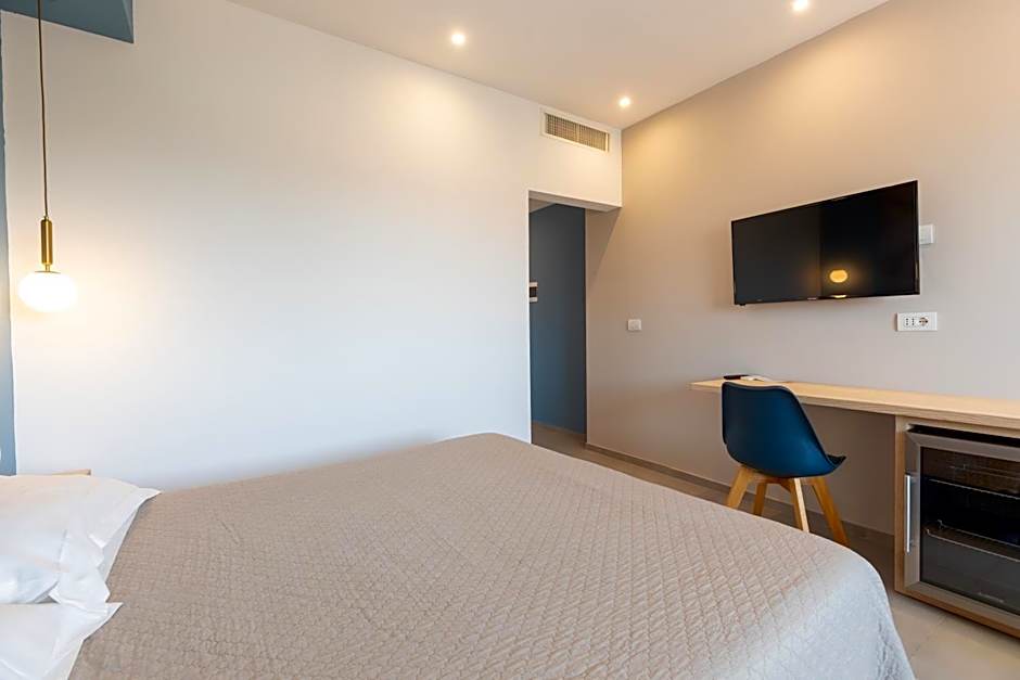 Antares Rooms and Suites