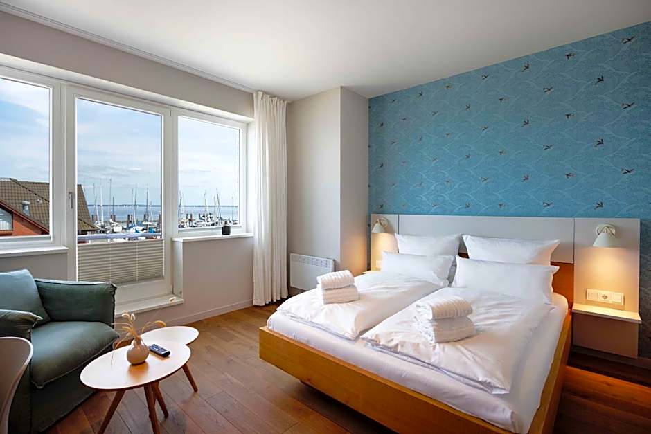 Bades Huk Marina Hotel