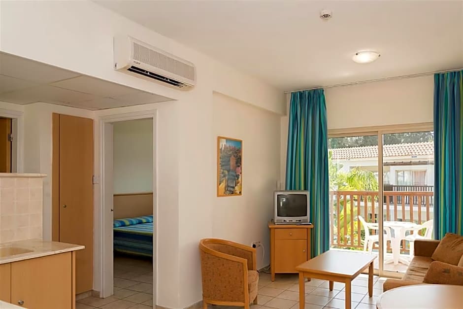 Tsokkos Paradise Holiday Village