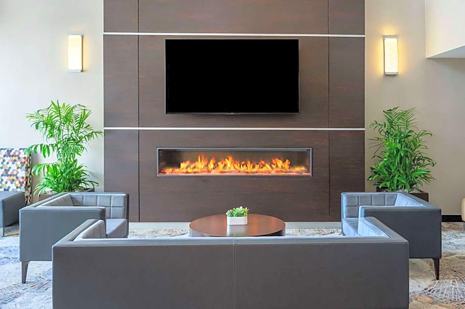 Wyndham Indianapolis Airport