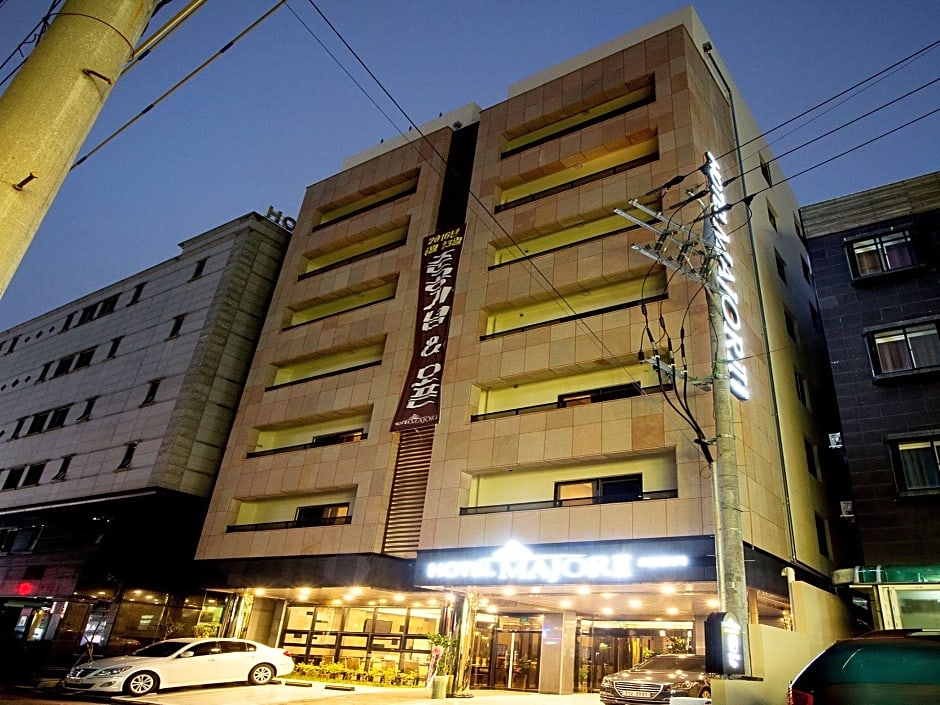 Major Hotel 2
