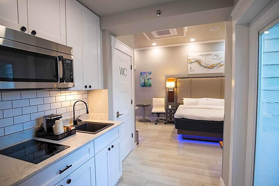 River Sirens Hotel-Contactless Check in Hotel