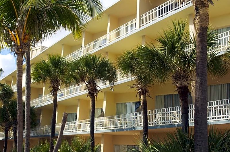 Days Hotel - Thunderbird Beach – Miami Beach - Sunny Isles, FL