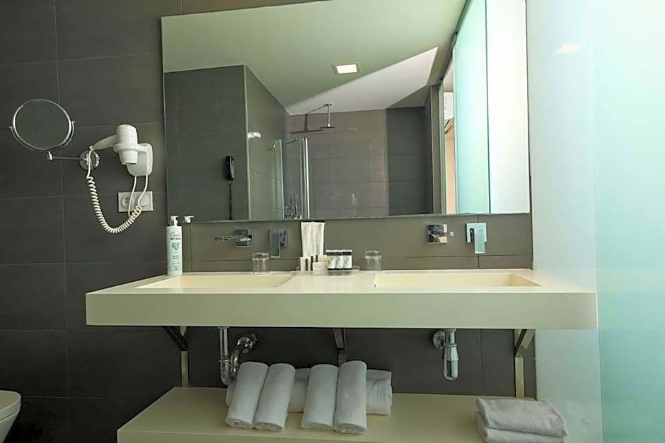 1881 Barcelona Gran Rosellon Hotel