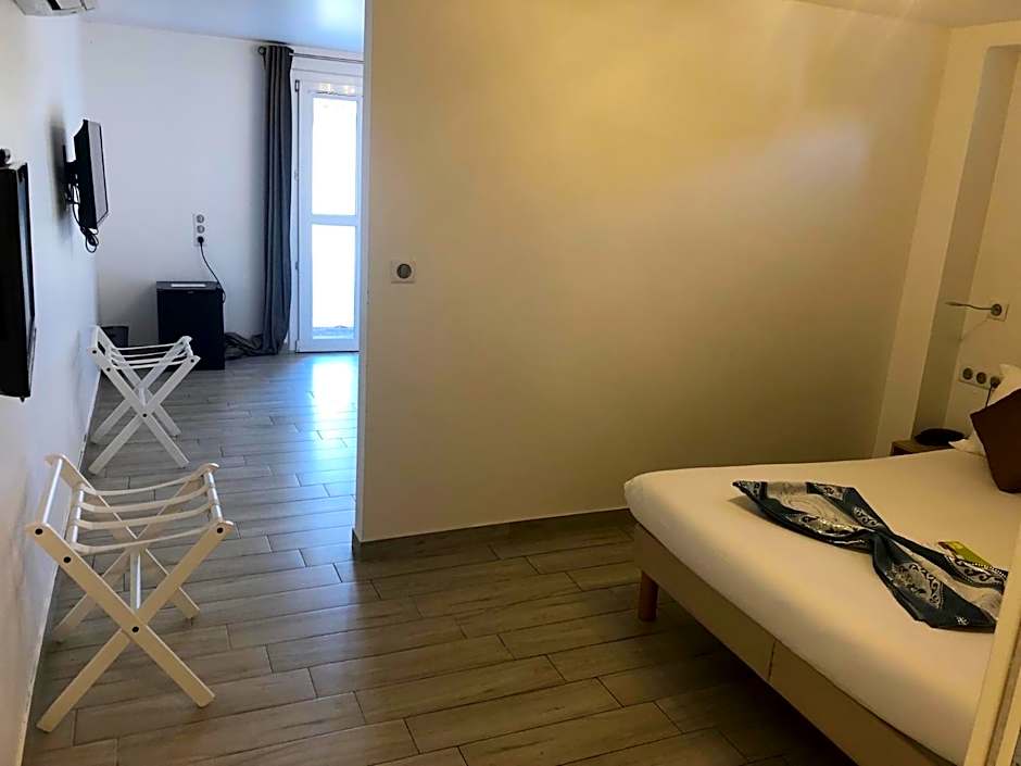 Hôtel du Bord de Mer "Le Vanillé"