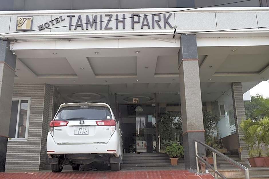 Hotel Tamizh Park