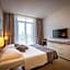 Arena Hotel Holiday