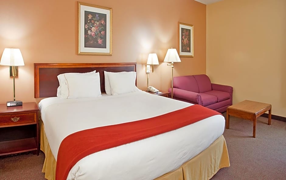 Holiday Inn Express Marshfield - Springfield Area, an IHG Hotel