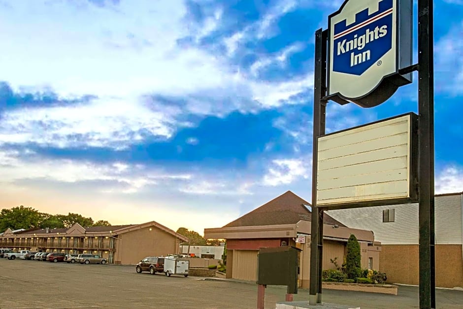 Knights Inn South Hackensack