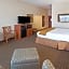 Holiday Inn Express & Suites Sioux Falls Southwest By IHG