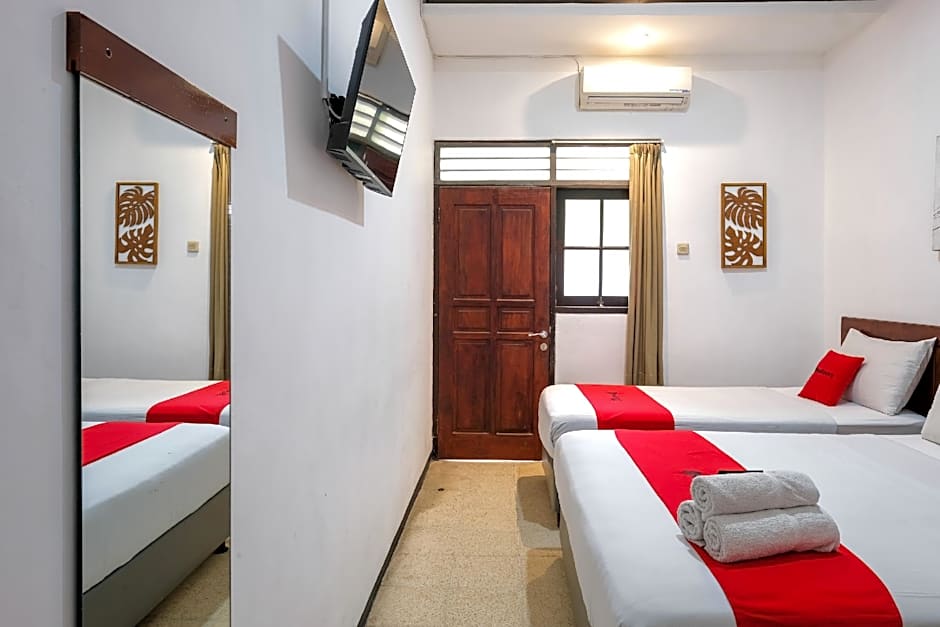 RedDoorz @ Soekarno Hatta 2