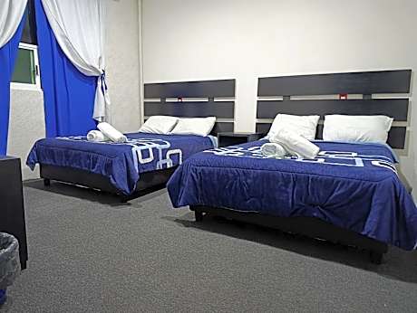 Standard Twin Room with Mountain View