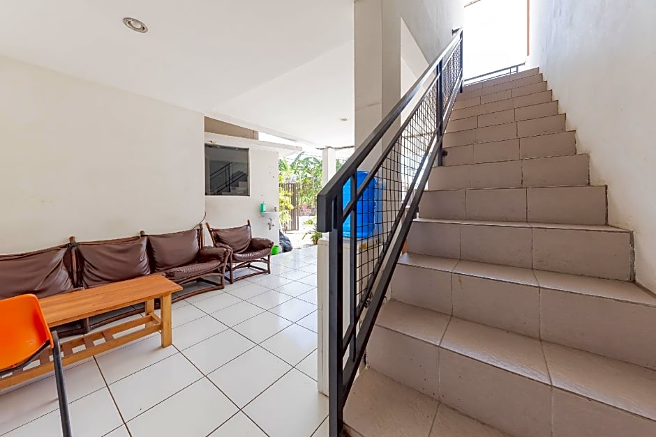 Urbanview Kazanan Setiabudi Bandung