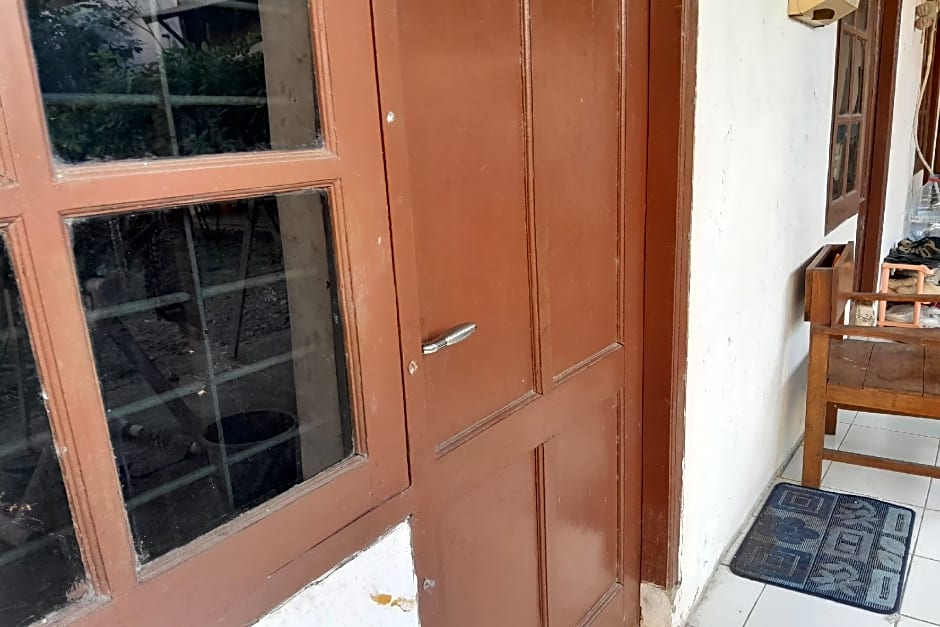 SPOT ON 93049 Iqfood Stonen Kostel