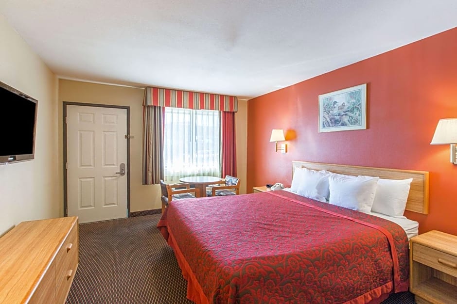 Days Inn by Wyndham Tucson Airport