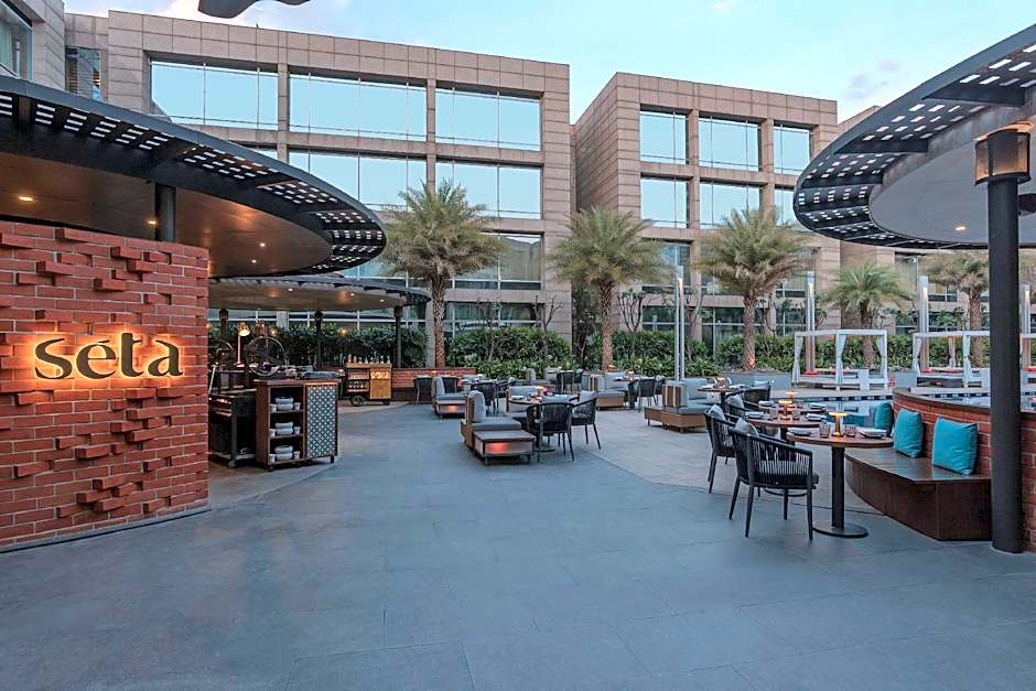 Hilton Bangalore Embassy Golflinks