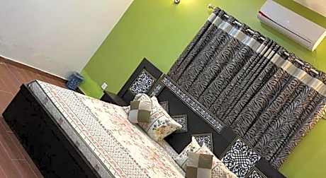 Hotel Executive Lodge