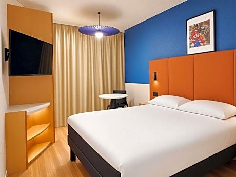 ibis Lyon Est Bron